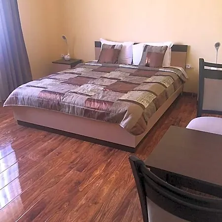 Hotel Kristal Dospat