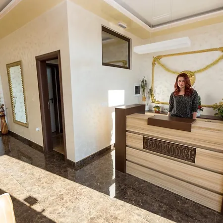 Kristal Otel Dospat